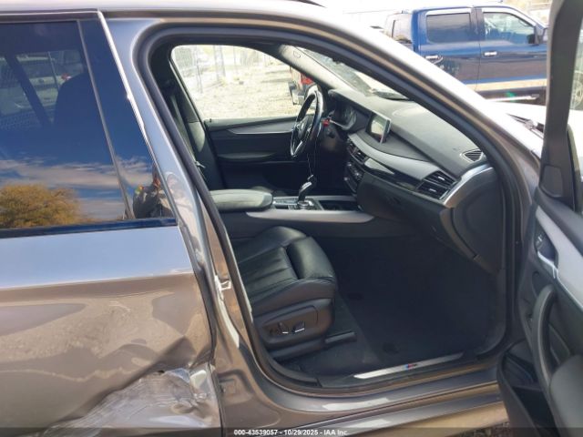 2015 BMW X5 5UXKS4C59F0N07309 Photo 4