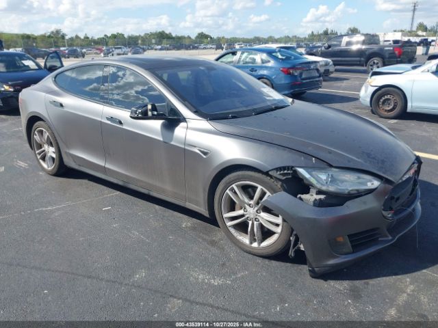 2013 TESLA MODEL S 5YJSA1AG0DFP08215