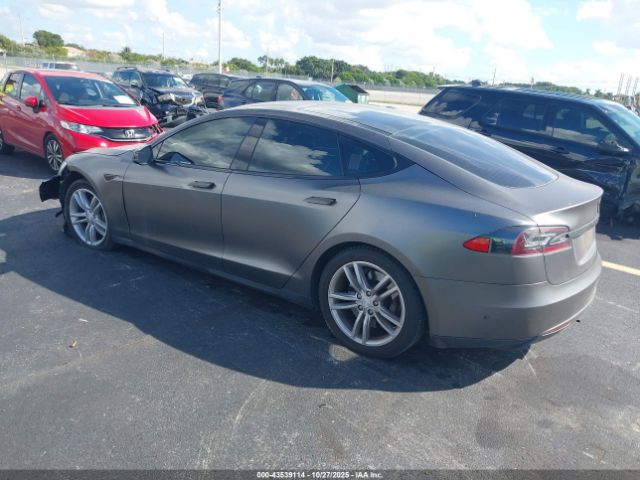 2013 TESLA MODEL S 5YJSA1AG0DFP08215 Photo 2