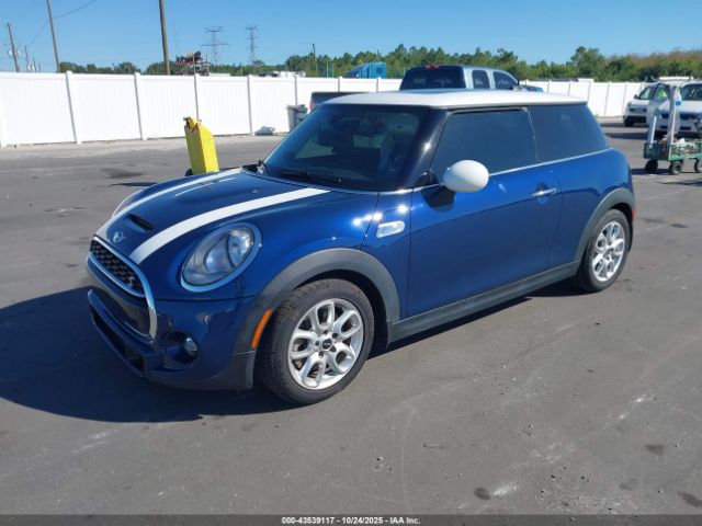 2018 MINI HARDTOP WMWXP7C52J2A47210 Photo 1