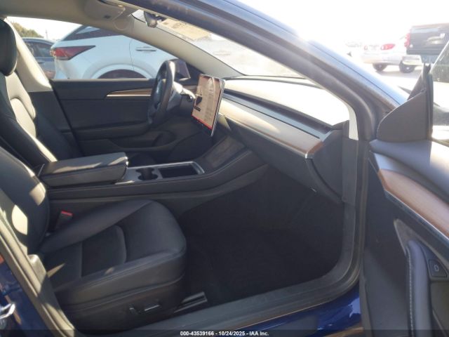 2022 TESLA MODEL 3 5YJ3E1EC0NF269597 Photo 4