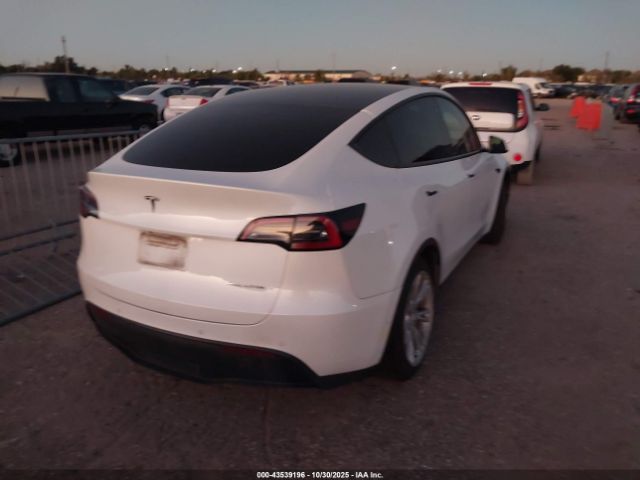 2022 TESLA MODEL Y 7SAYGDEE8NF357061 Photo 3