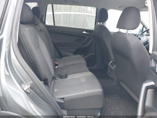2018 VOLKSWAGEN TIGUAN 3VV0B7AX6JM120836 Photo 7