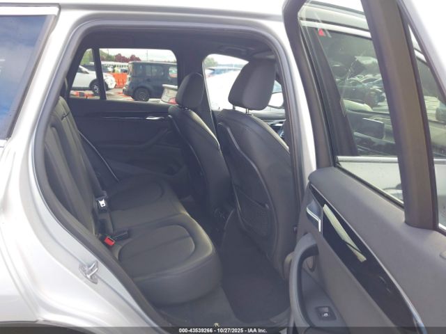 2019 BMW X1 WBXHT3C58K5L38659 Photo 7