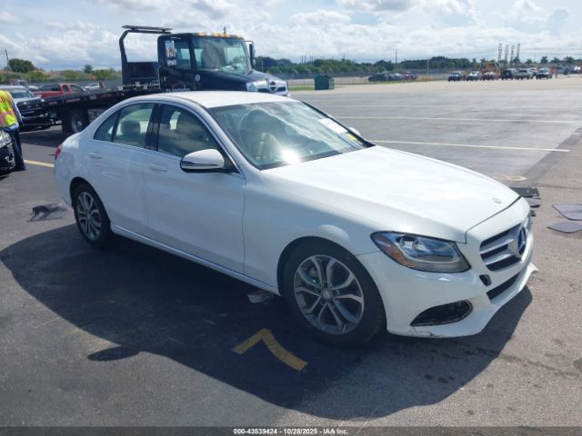 2016 MERCEDES-BENZ C 300 55SWF4JB4GU150610