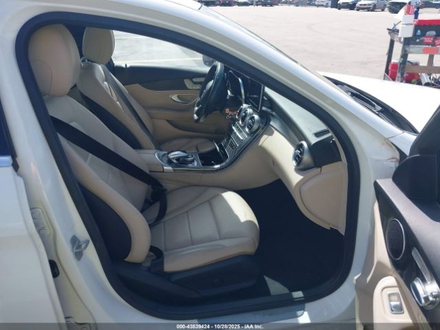 2016 MERCEDES-BENZ C 300 55SWF4JB4GU150610 Photo 4