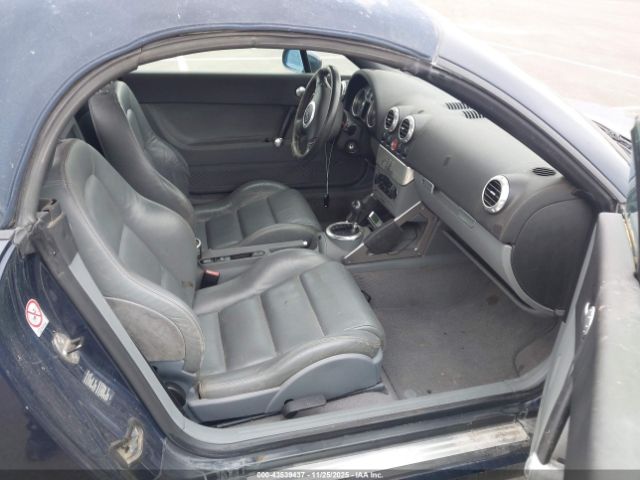 2003 AUDI TT TRUTC28N631007233 Photo 4