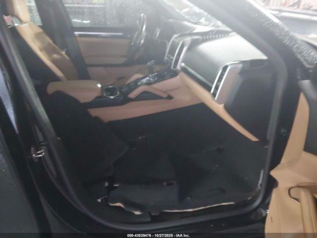 2016 PORSCHE CAYENNE E-HYBRID WP1AE2A24GLA17473 Photo 5