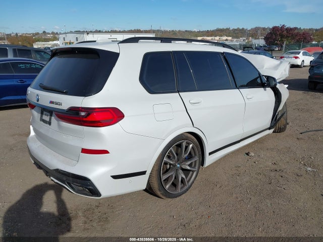 5UXCX6C04N9L32676 BMW X7 M50i