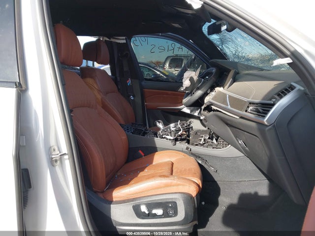 5UXCX6C04N9L32676 BMW X7 M50i