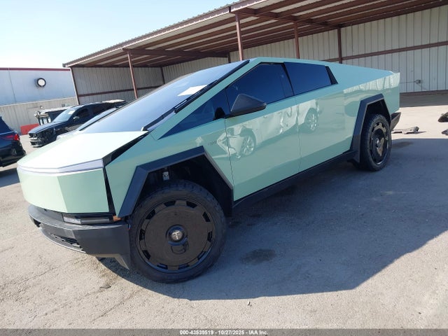 2024 TESLA CYBERTRUCK 7G2CEHEEXRA006446 Photo 1