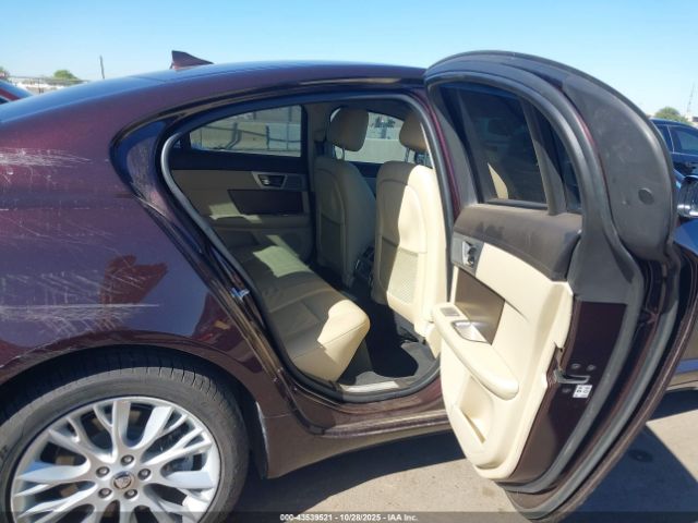 2013 JAGUAR XF SAJWA0E70D8S87880 Photo 7
