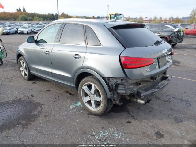 2015 AUDI Q3 WA1BFCFS7FR006362 Photo 2