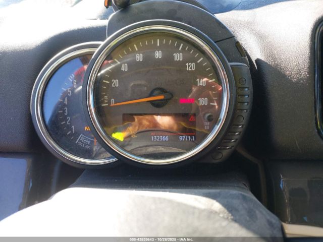 2017 MINI COUNTRYMAN WMZYT5C38H3D80330 Photo 6