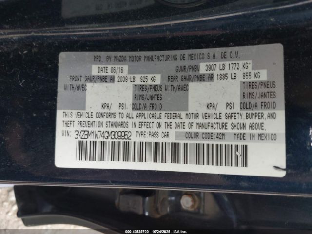 2016 MAZDA MAZDA3 3MZBM1W74GM309952 Photo 8