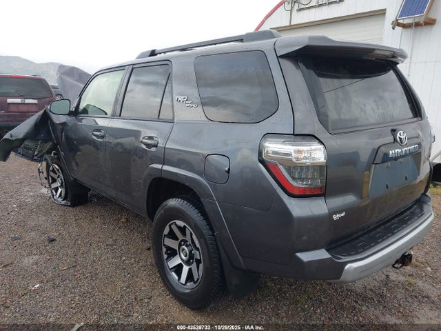 2020 TOYOTA 4RUNNER JTEBU5JR0L5784481 Photo 2