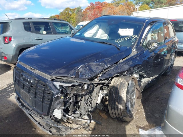 2021 AUDI Q7 WA1LXAF74MD019419 Photo 1