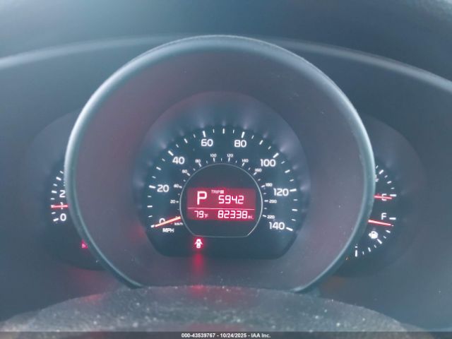 2014 KIA SOUL KNDJP3A5XE7070390 Photo 6