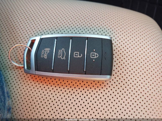 2017 GENESIS G90 KMHG34JA4HU031949 Photo 10