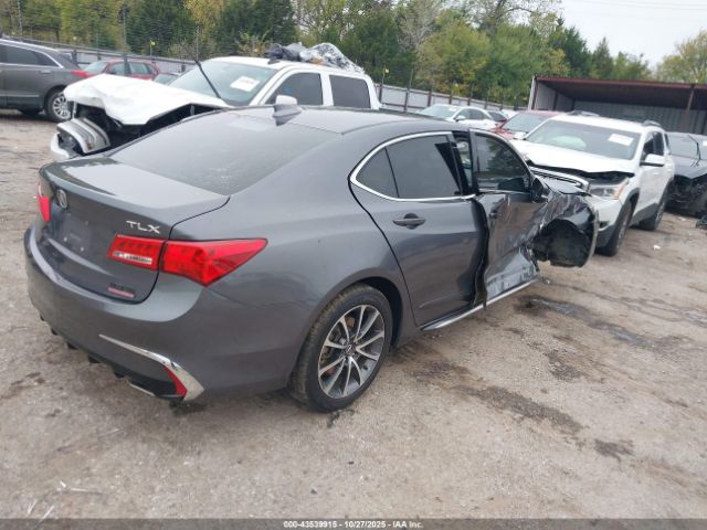 2018 ACURA TLX 19UUB2F55JA006674 Photo 3