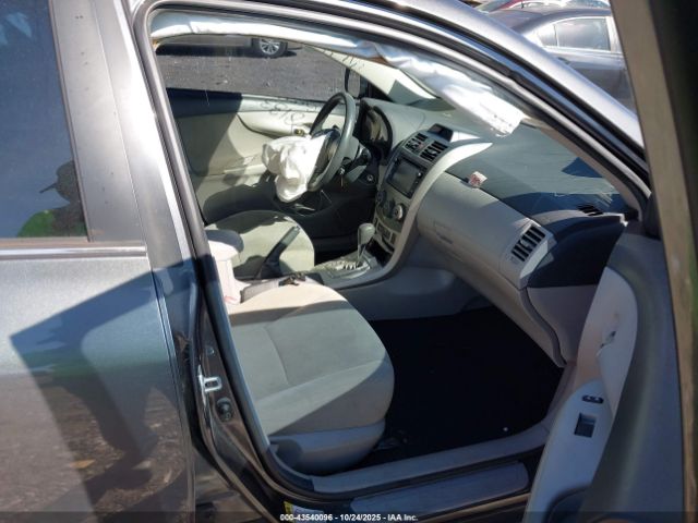 2013 TOYOTA COROLLA 2T1BU4EE1DC958133 Photo 4