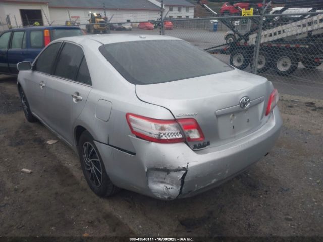2011 TOYOTA CAMRY 4T4BF3EK3BR131200 Photo 2