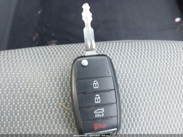 2017 KIA FORTE 3KPFK4A7XHE015468 Photo 10