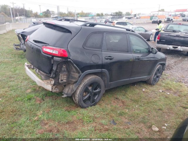 2016 JEEP CHEROKEE 1C4PJLCS3GW135944 Photo 3