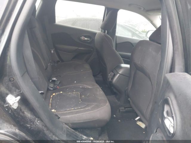 2016 JEEP CHEROKEE 1C4PJLCS3GW135944 Photo 7