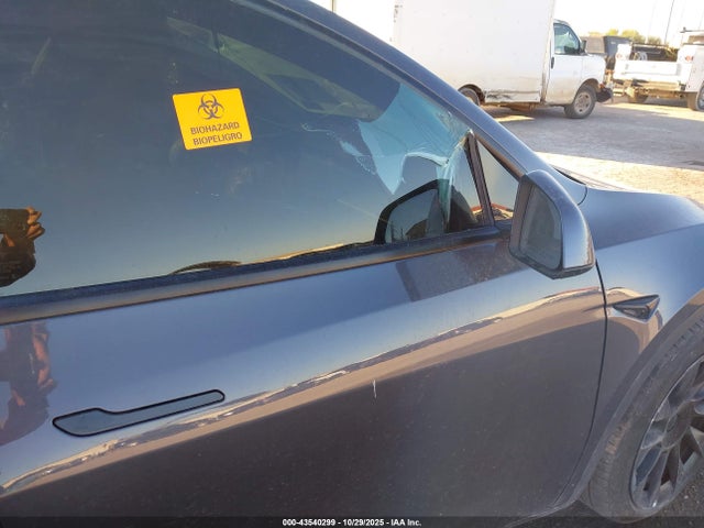 5YJYGDEEXMF244529 Tesla Model Y Long Range Dual Motor All-wheel Drive