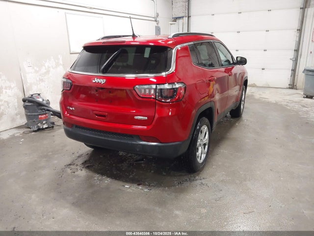 Jeep Compass Latitude 4x4 2024 3C4NJDBN2RT146192 Image 4
