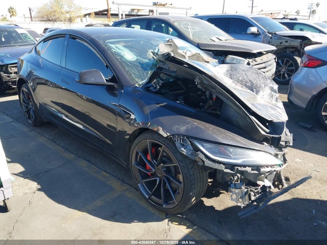 2024 TESLA MODEL 3 5YJ3E1ET8RF835947 Photo 0