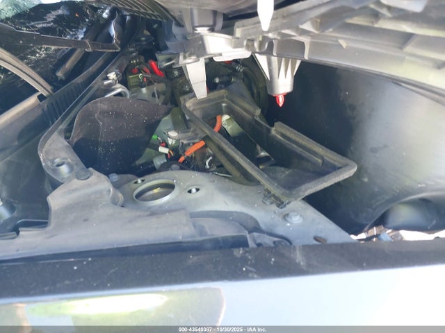 2024 TESLA MODEL 3 5YJ3E1ET8RF835947 Photo 9