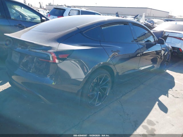 2024 TESLA MODEL 3 5YJ3E1ET8RF835947 Photo 3