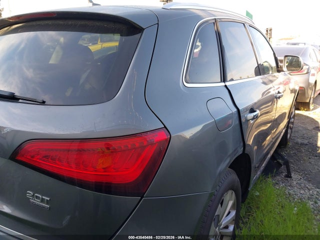 Audi Q5 2.0t Premium 2015 WA1LFAFPXFA100173 Image 4