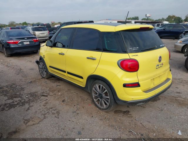 2019 FIAT 500L ZFBNFADH1KZ042365 Photo 2