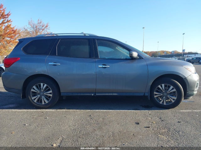 43540541 :رقم المزاد ، 5N1DR2AM5LC599593 vin ، 2020 Nissan Pathfinder S 4wd مزاد بيع