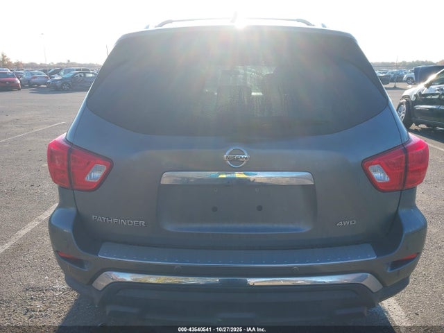 43540541 :رقم المزاد ، 5N1DR2AM5LC599593 vin ، 2020 Nissan Pathfinder S 4wd مزاد بيع