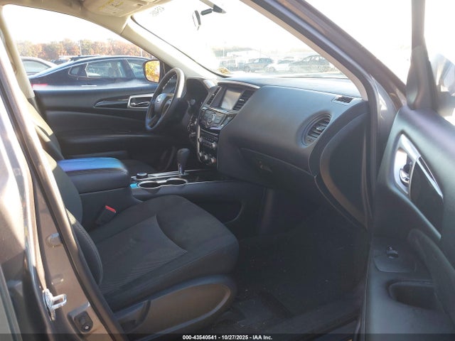 43540541 :رقم المزاد ، 5N1DR2AM5LC599593 vin ، 2020 Nissan Pathfinder S 4wd مزاد بيع