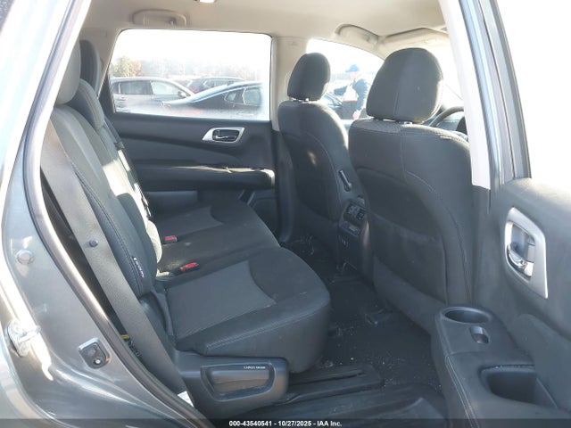 43540541 :رقم المزاد ، 5N1DR2AM5LC599593 vin ، 2020 Nissan Pathfinder S 4wd مزاد بيع