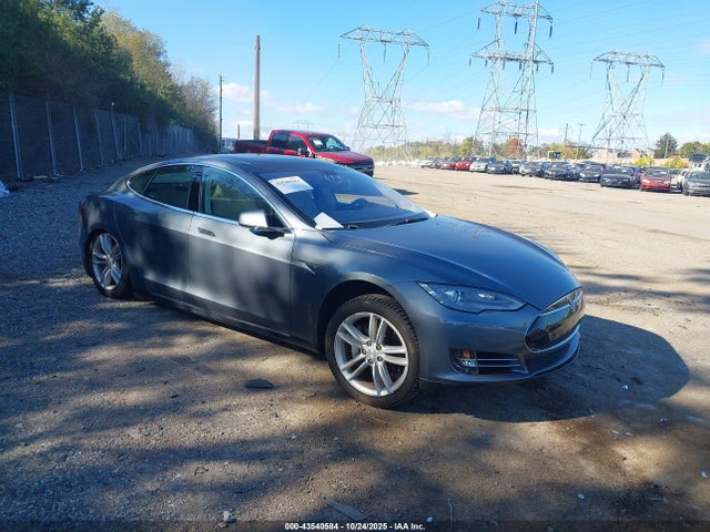 2013 TESLA MODEL S 5YJSA1AG4DFP07505 Photo 0