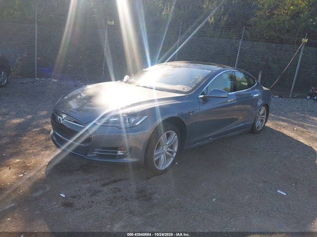 2013 TESLA MODEL S 5YJSA1AG4DFP07505 Photo 1