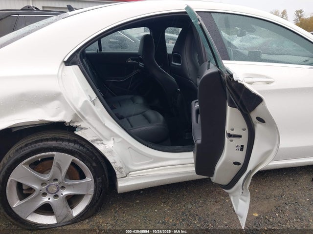 Mercedes-Benz CLA-Class 2016 WDDSJ4GB2GN372656 Image 8