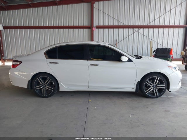 1HGCR2F58GA017832 Honda Accord Sport