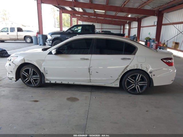 1HGCR2F58GA017832 Honda Accord Sport