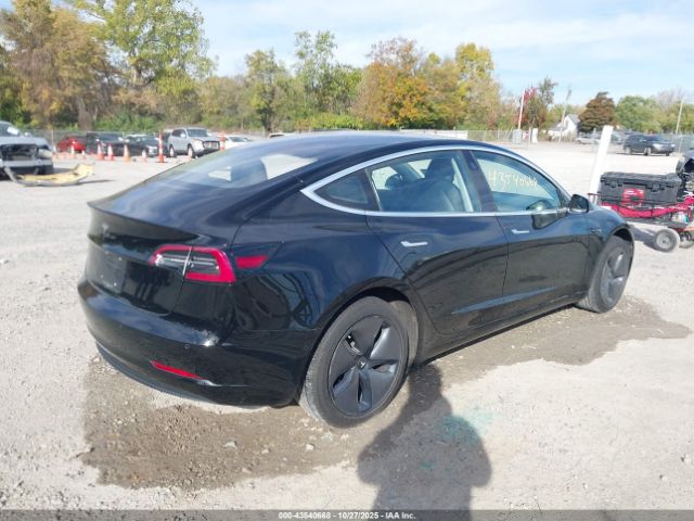 2018 TESLA MODEL 3 5YJ3E1EA8JF032316 Photo 3