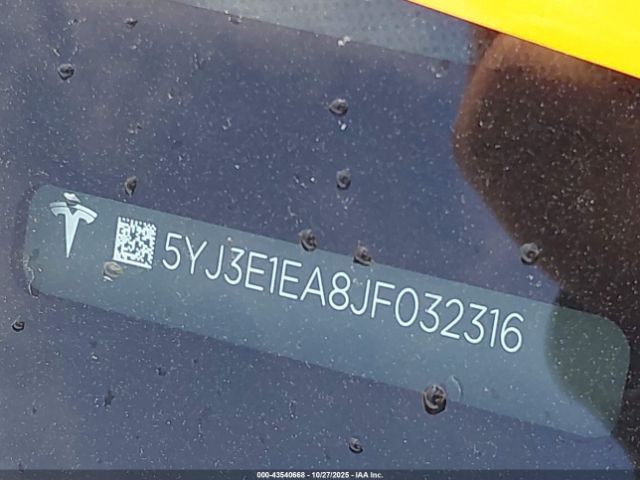 2018 TESLA MODEL 3 5YJ3E1EA8JF032316 Photo 8