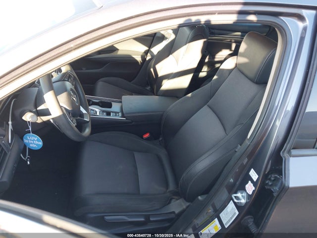 1HGCV3F10MA018242 Honda ACCORD HYBRID
