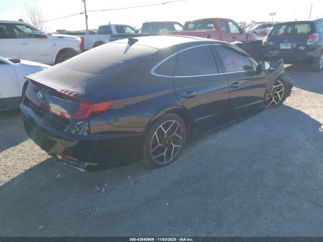 2021 HYUNDAI SONATA 5NPEK4JC2MH131679 Photo 3