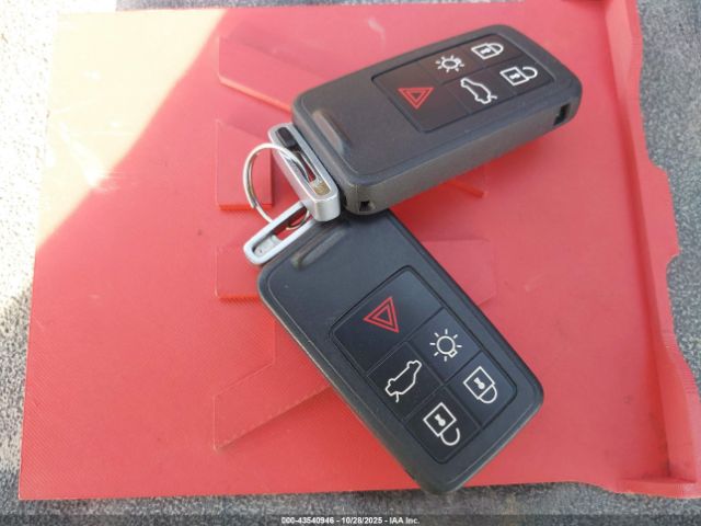 2011 VOLVO XC70 YV4952BZ0B1098599 Photo 10